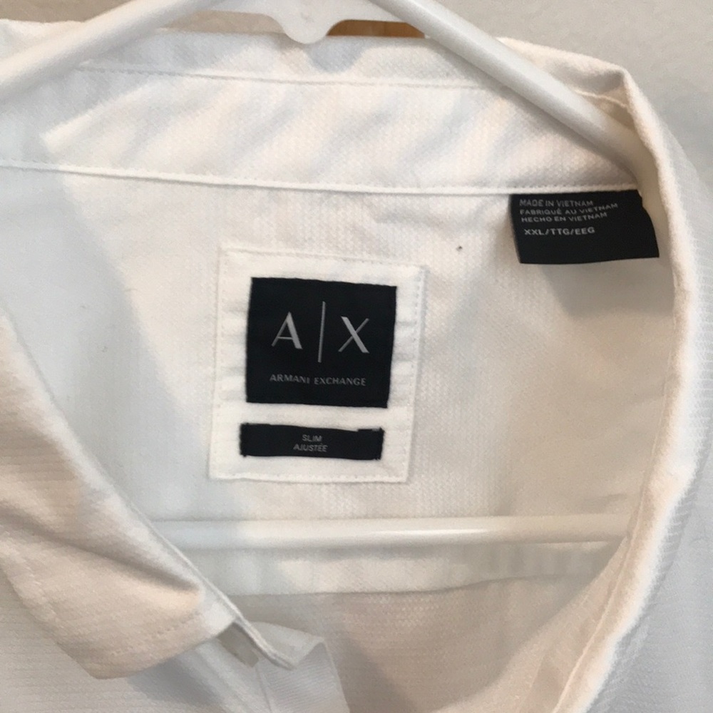 Button down - Picture 2 of 2